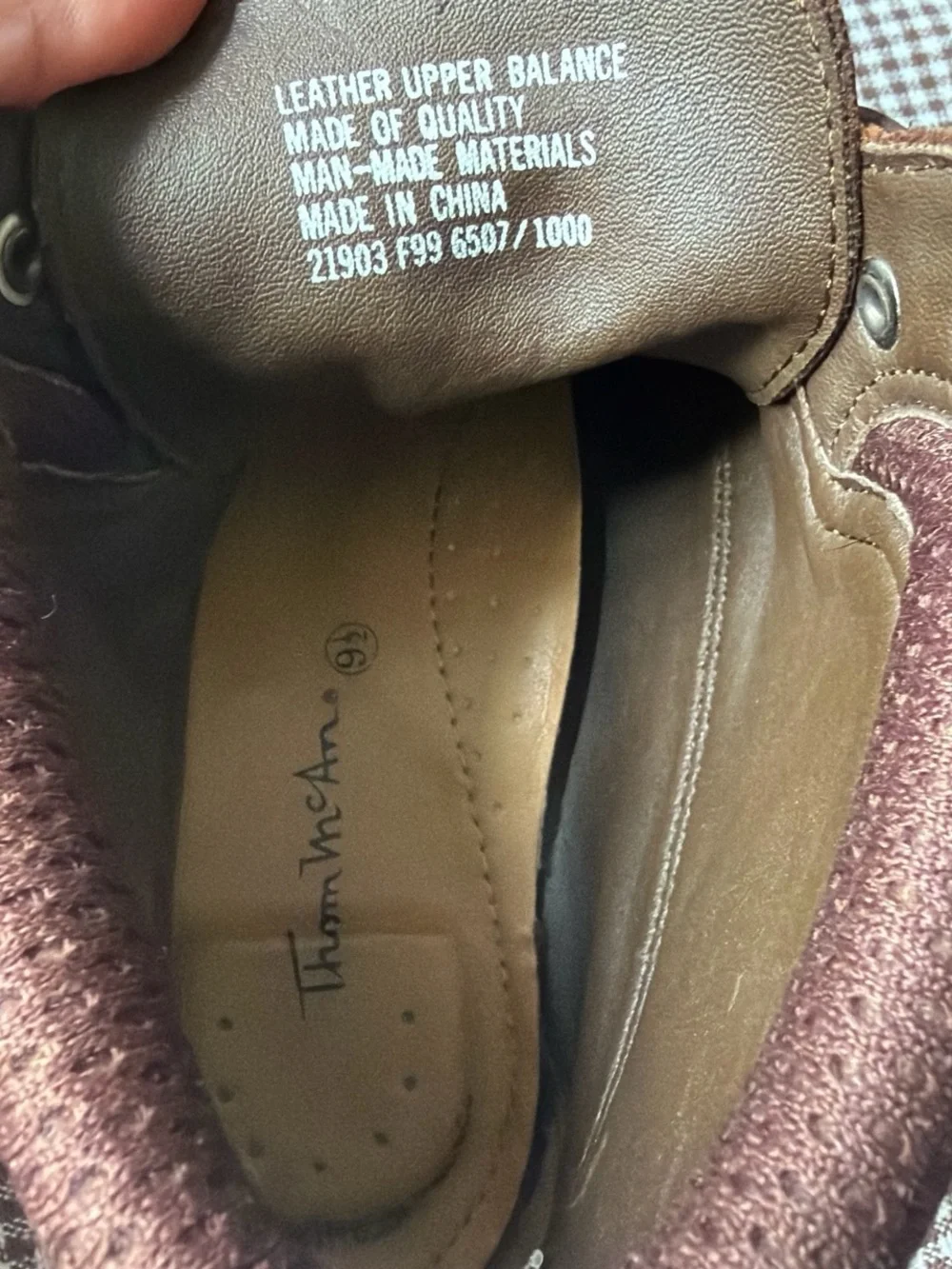 Thom McAn Men's Dark Brown Leather Chukka Boots